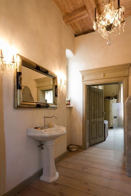 Bed and Breakfast Dwór Dawidy Mlynary Habitación foto